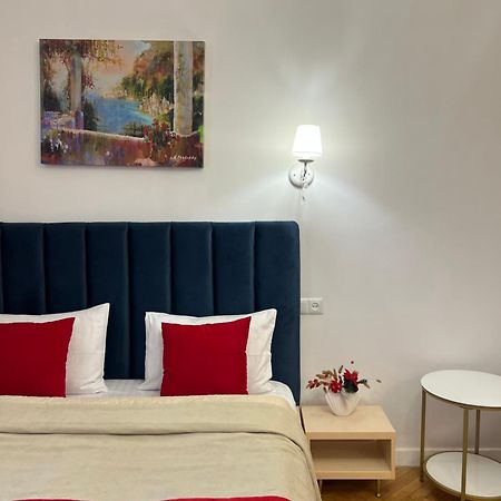 Siesta Apartment On Stefanyka Leopoli Esterno foto